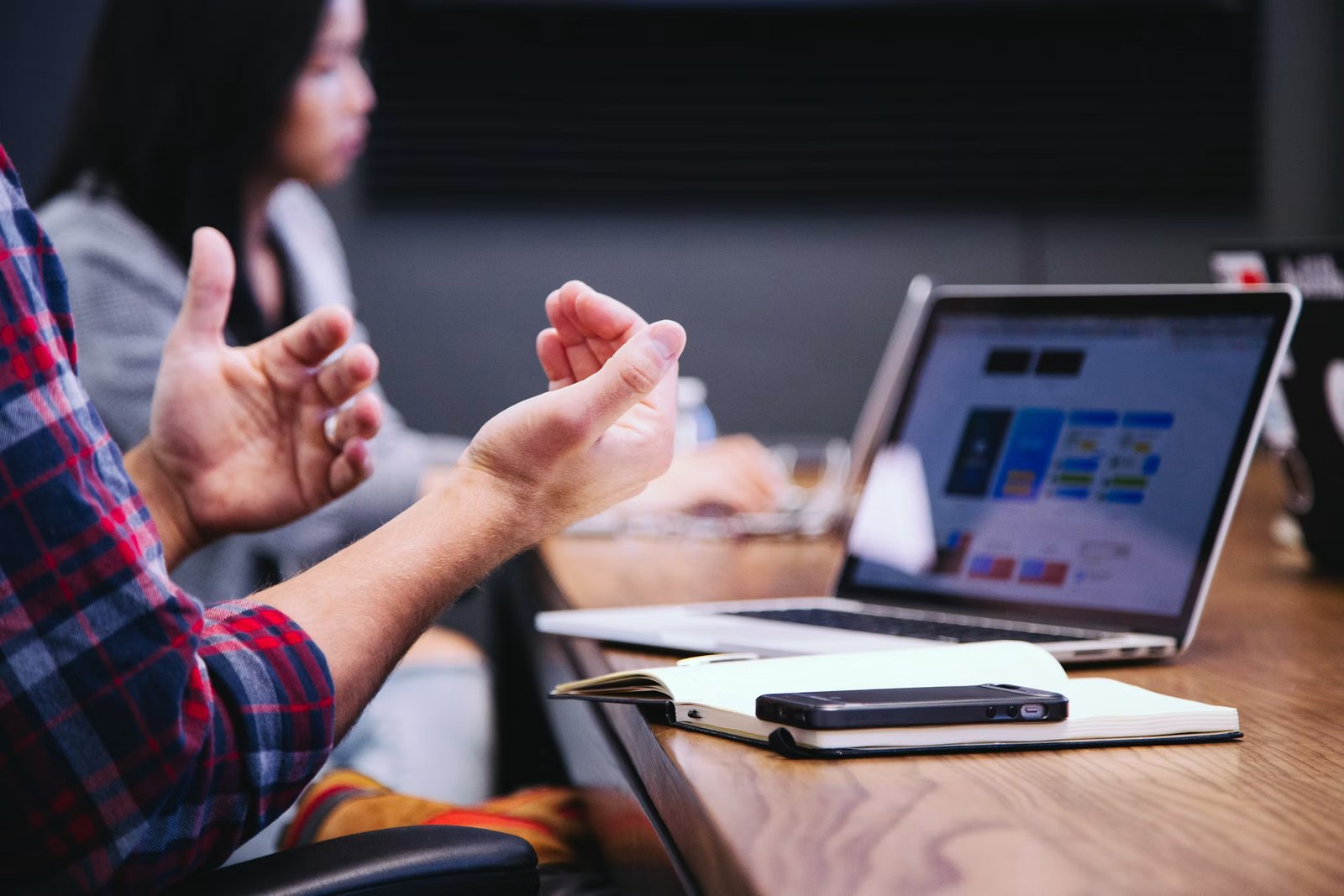 Business Strategy & Tech Consulting